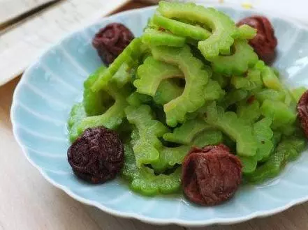 苦瓜15道精選菜譜,比肉好吃,比蝦營養,一分鐘學會,特別下飯!