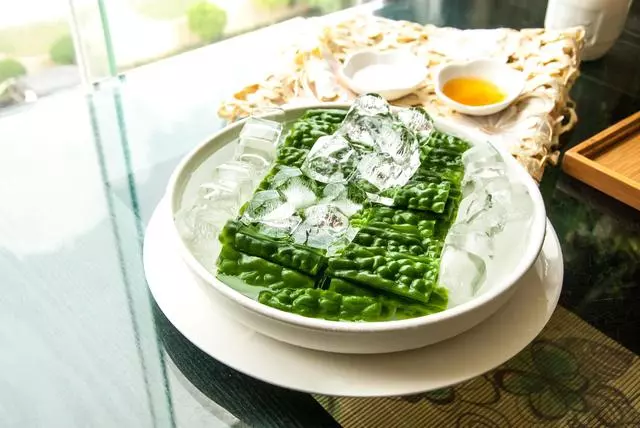 苦瓜15道精選菜譜,比肉好吃,比蝦營養,一分鐘學會,特別下飯!