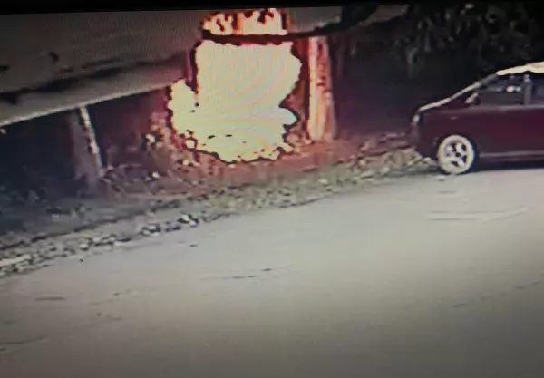 疑經濟陷困想不開 老翁澆油自焚身亡