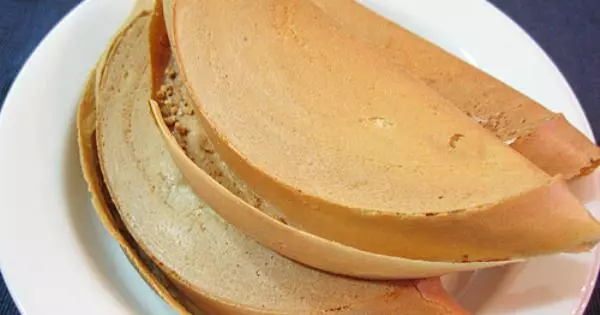 曼煎糕 APAM BALIK 的做法, 只需用到平底鍋, 薄的厚的都能輕鬆在家做!!