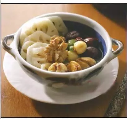 必收藏!20 款素食「養生美容湯」, 65歲媽媽喝完皮膚又水又亮!身體好健康!