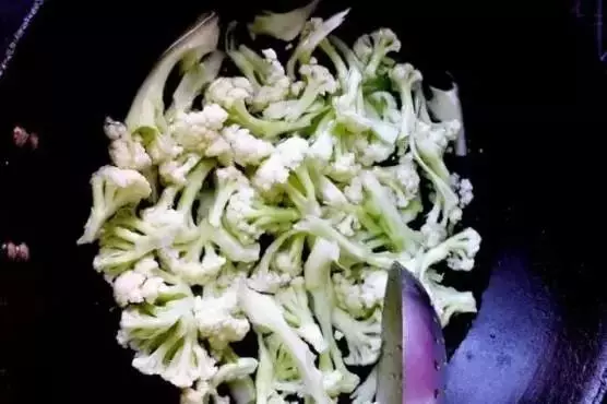 香死人的花椰菜做法,我竟然到今天才知道~