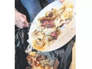 連副首相都驚訝!大馬人民浪費食物就罰錢!