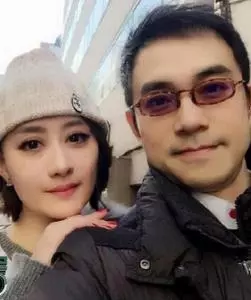 同樣是過億媳婦,陳德容生活和趙薇生活,網友:差距不是一般大!