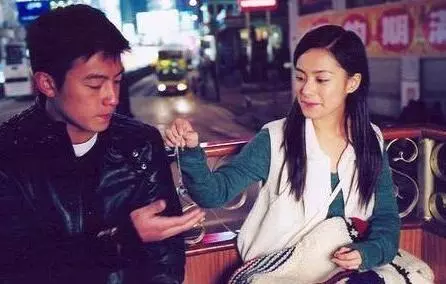 阿嬌一句話道出當年與陳冠希拍照的「真」相,網友聽完瞬間淚崩了!