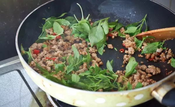 好好吃 好美味 好下飯的 打拋豬作法也真的好簡單喔!
