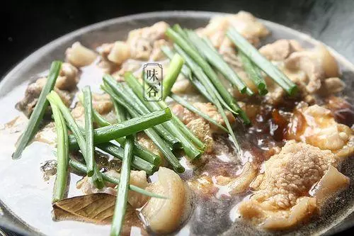 燜豬手(招財就手)的做法