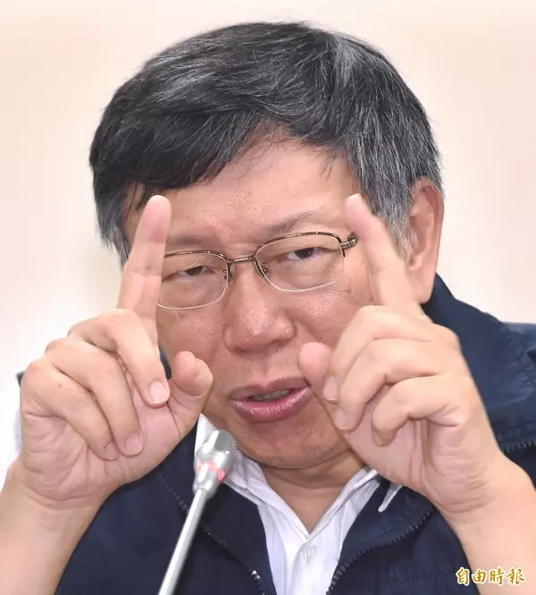 颱風假不同調 林右昌講決策過程 新北反嗆:政治廢話