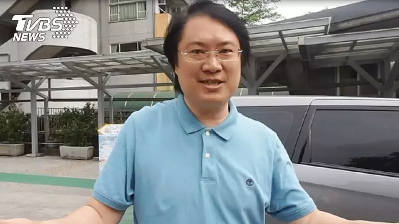 基隆坍塌沒市長!2次颱風都出國 林右昌慘被打臉