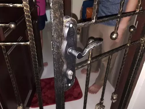 封鑰匙孔為夫招生意 少婦坐牢3週罰3000