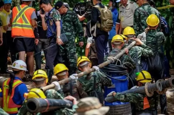 【由大明星演出!】泰國13人被困洞穴經歷,將拍成好萊塢電影!
