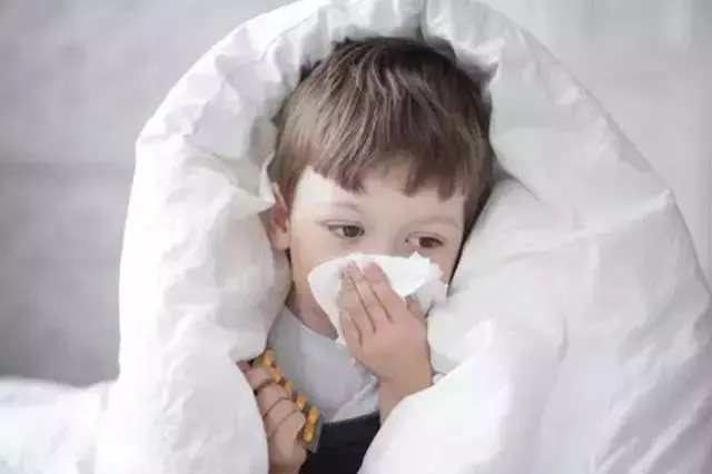 寶寶得了肺炎你竟然不知道?這些早期症狀就是肺炎的前兆!