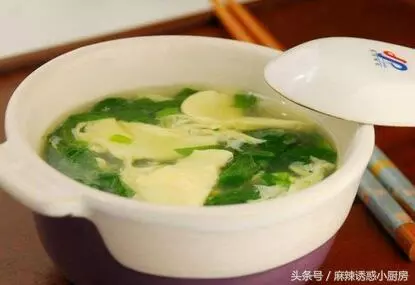 菠菜營養豐富,12種做法都美味,女人多吃還美容哦