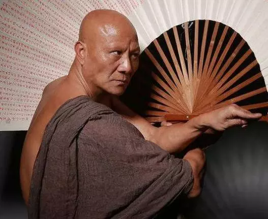 又一老戲骨走了!「金牌反派」計春華走了,年僅57歲,去世原因讓人心酸不已!