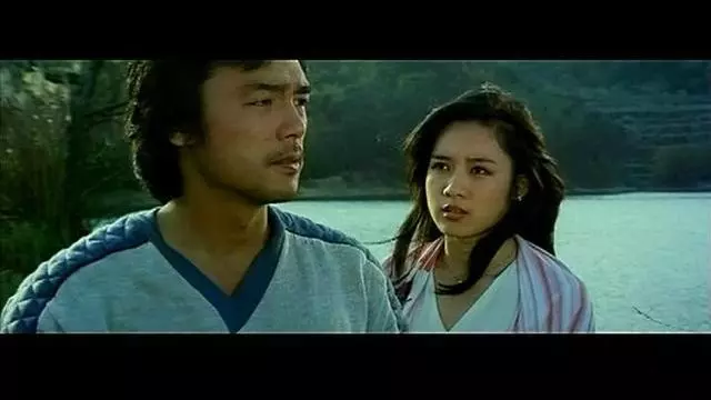 鍾鎮濤和譚詠麟對比,差距真大,網友:晚走幾步,幾十年都追不上!