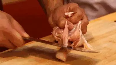 土豆絲怎麼切?肉類如何快速解凍?這些食材處理技巧,值得收藏!