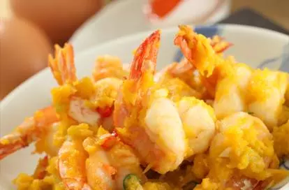 **金瓜鹹蛋蝦** | Golden Pumpkin Prawns
