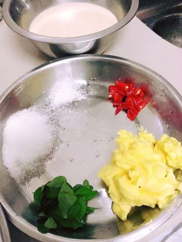 【鹹蛋奶油雞】詳細做法 !原來那麼簡單! 馬上學起來吧!