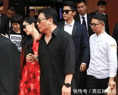 范冰冰懷孕, 再拒李晨求婚, 40億富豪插足恐難成婚!