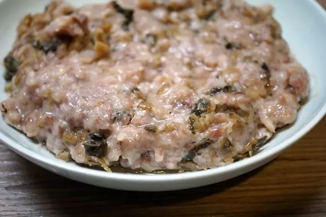 【家家有款】梅菜蒸肉餅食譜 --- 要入口鬆軟多汁才叫合格。