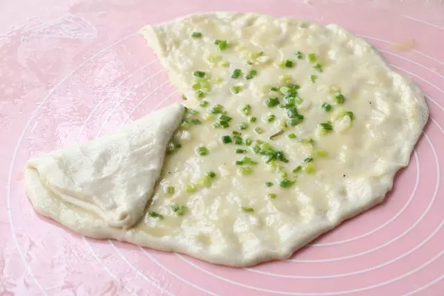 為什麼你的餅又硬又沒層次?麵食世家教你訣竅,一次5斤面不嫌多