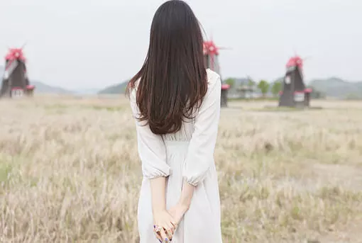 娶個站街女回家,婚後她常去我爸房間,跟去看到一幕,我偷偷抹淚!