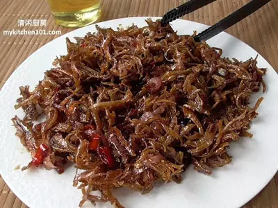 ◤簡單粗曠好吃!◢ 炸江魚仔原來是有秘訣的!酥脆可口全靠這招!媽媽們必學≧∀≦