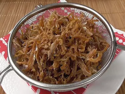 ◤簡單粗曠好吃!◢ 炸江魚仔原來是有秘訣的!酥脆可口全靠這招!媽媽們必學≧∀≦