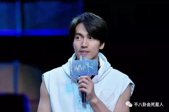 言承旭近照太「可怕」!41歲的他活出了自己的顏值巔峰!