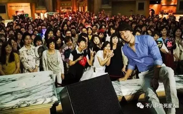 言承旭近照太「可怕」!41歲的他活出了自己的顏值巔峰!