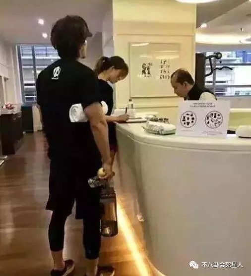 言承旭近照太「可怕」!41歲的他活出了自己的顏值巔峰!