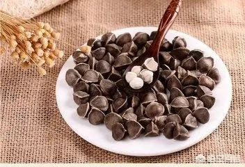 辣木籽的營養價值 據資料記載,辣木籽所含鈣質是牛奶的4倍