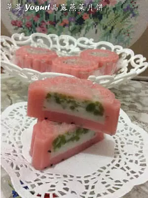 用yogurt做的月餅,你吃過了嗎?真的很特別哦!各種口味的yogurt都有,快來試試動手做吧~
