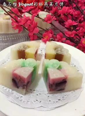 用yogurt做的月餅,你吃過了嗎?真的很特別哦!各種口味的yogurt都有,快來試試動手做吧~