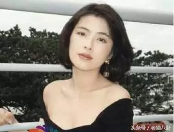 張學友全家照曝光,妻子顏值不輸關之琳,如今女兒比媽媽還美!