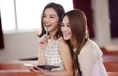 阿嬌美國浪漫婚禮以鬧劇收尾,感情生活跌宕起伏,阿嬌的幸福誰能給?