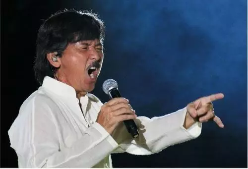天王劉德華恩師,娶費翔初戀女友,張學友在他面前不敢稱歌神!