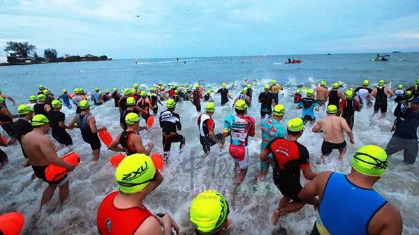 波德申風高浪急 鐵人賽泳項 1死1失蹤