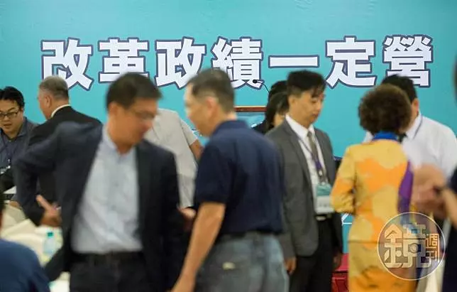 【綠全代會】余天質疑司改進度人民不知 珍奶吸管又成焦點