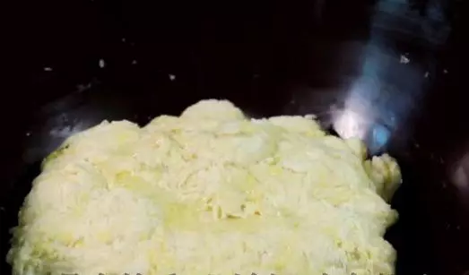 香酥小油條的配方,不用一滴水和面,照著做蓬鬆酥脆,零失敗