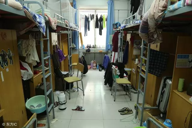 工廠管住宿伙食,打工夫妻都不住宿舍,出錢租房就為了一個想法