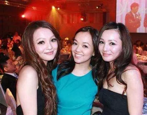 娛樂圈讓你出乎意料的10對親兄妹,知道一對兒算你厲害!