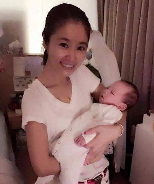 林心如上節目被扇了一巴掌,瞬間眼眶含淚!網友:立刻把她封殺!