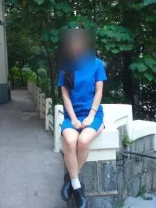 百幾對腳任睇?網民自爆「女校做IT狗」艷福無邊!