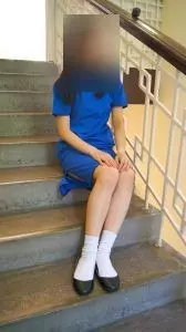 百幾對腳任睇?網民自爆「女校做IT狗」艷福無邊!
