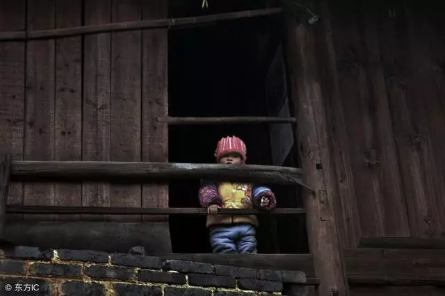 小舅子住我家五年,我把他趕走,五年後他卻給我一個驚天雷