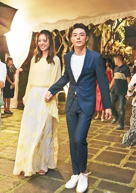 看了林心如的婆婆,再看楊冪的婆婆,兩人態度明眼人都能看出差距!