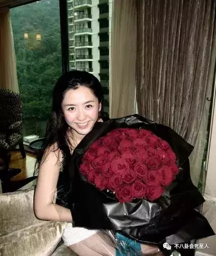 湯鎮業雙胞胎兒子將出道,他大女兒更是顏好氣質佳,堪稱翻版黎姿!