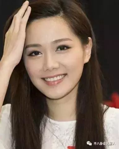 湯鎮業雙胞胎兒子將出道,他大女兒更是顏好氣質佳,堪稱翻版黎姿!