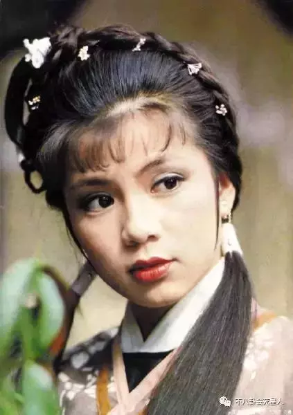 湯鎮業雙胞胎兒子將出道,他大女兒更是顏好氣質佳,堪稱翻版黎姿!